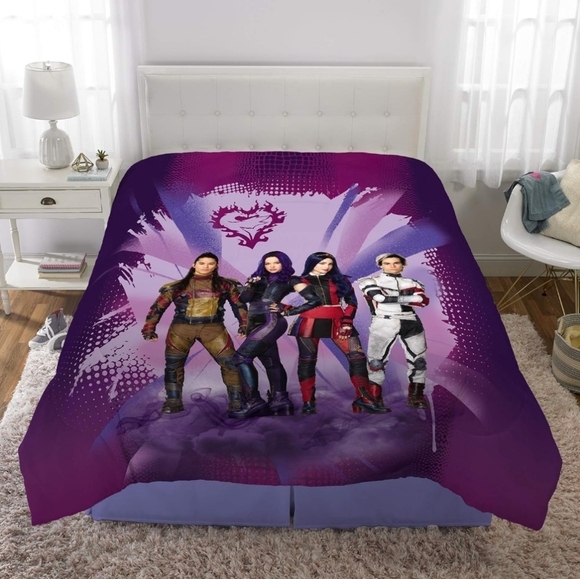 Descendants 3 Blanket (Add Sheets and pay $35 for both) - Picture 2 of 6